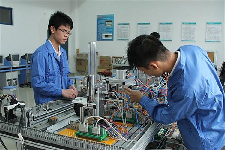 重庆能源职业学院 机电一体化技术